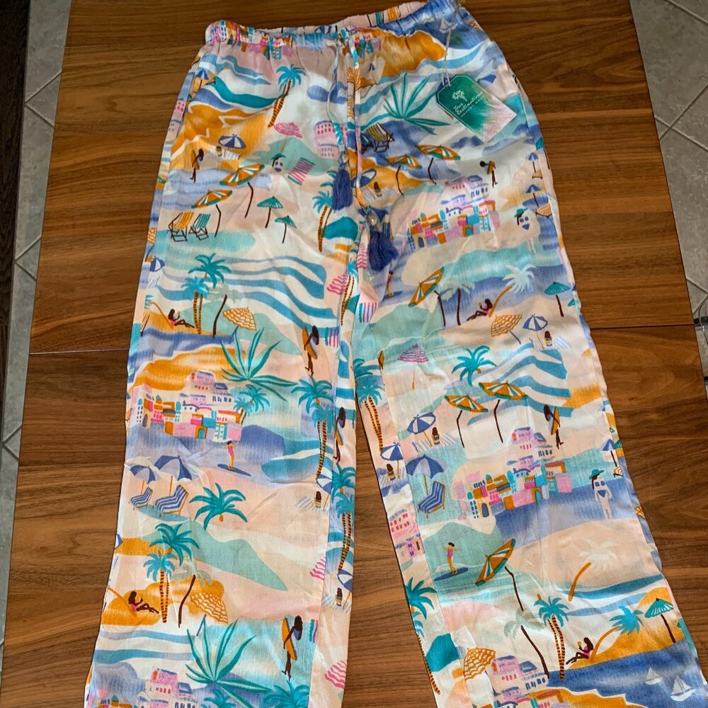 True Destinations, new with tags pull on casual pant, wide leg, tropical print,